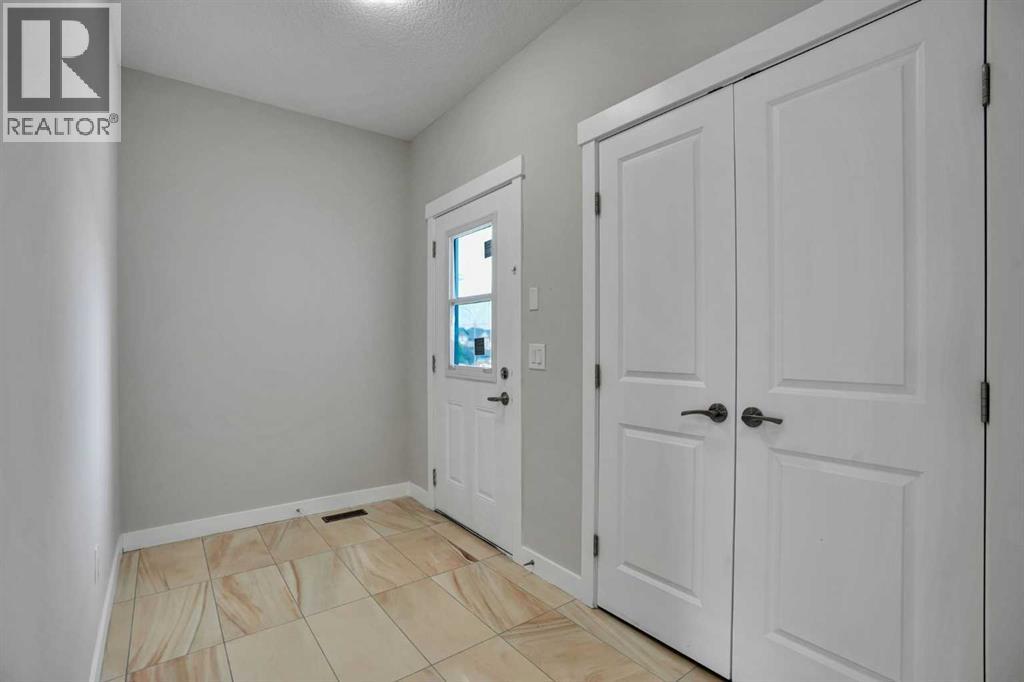 368 Nolanhurst Crescent Nw Property Photo 3