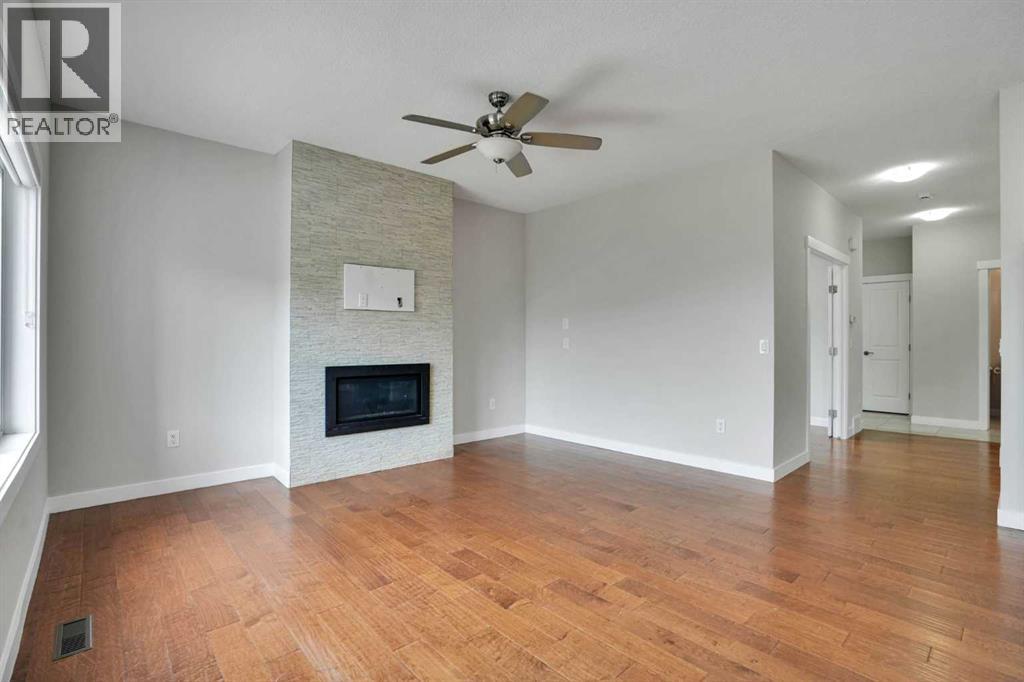 368 Nolanhurst Crescent Nw Property Photo 7