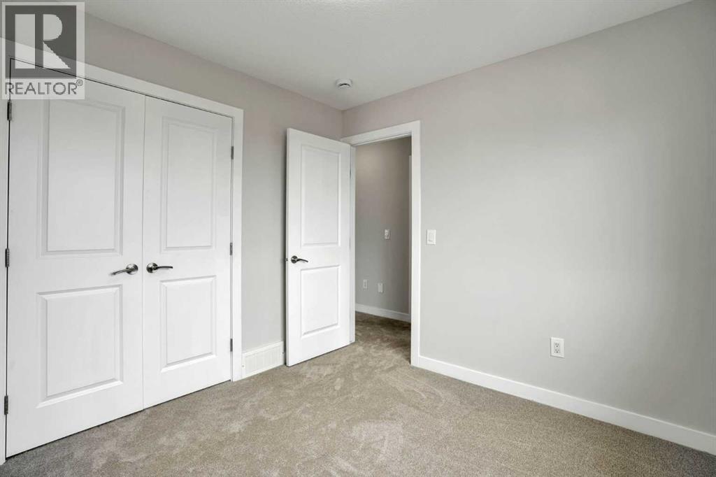 368 Nolanhurst Crescent Nw Property Photo 26