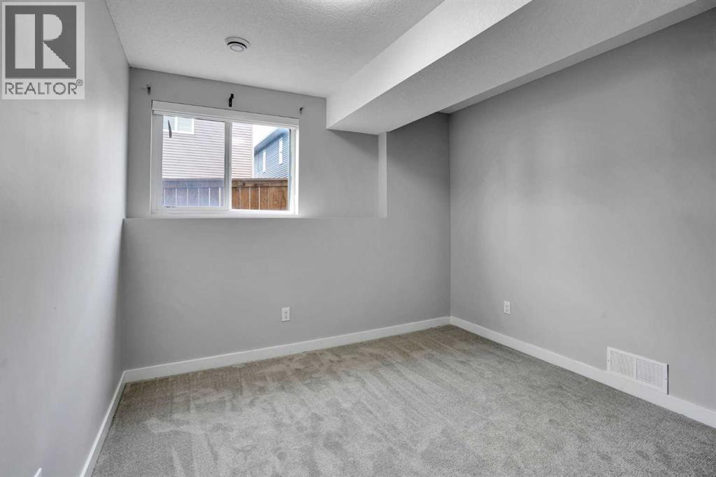 368 Nolanhurst Crescent Nw Property Photo 30