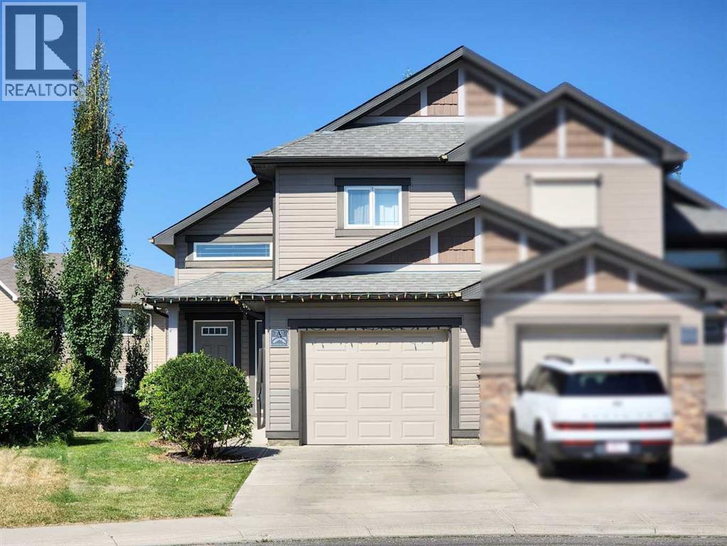 731 Silkstone Close W Property Photo 1