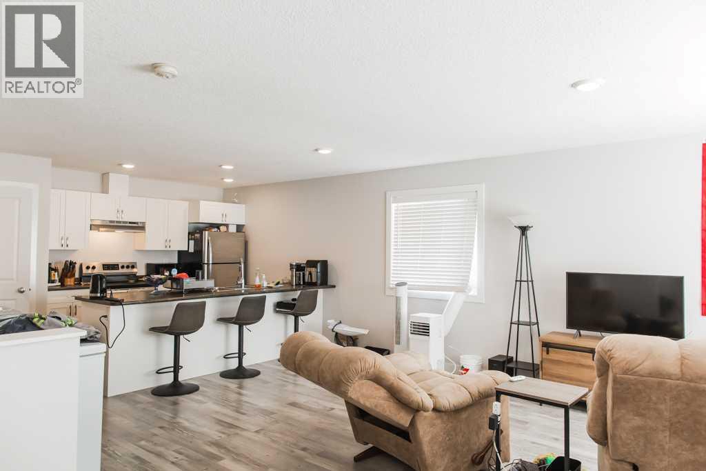 9514 112 Property Photo 8