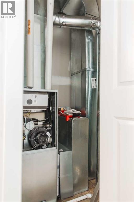 9514 112 Property Photo 16