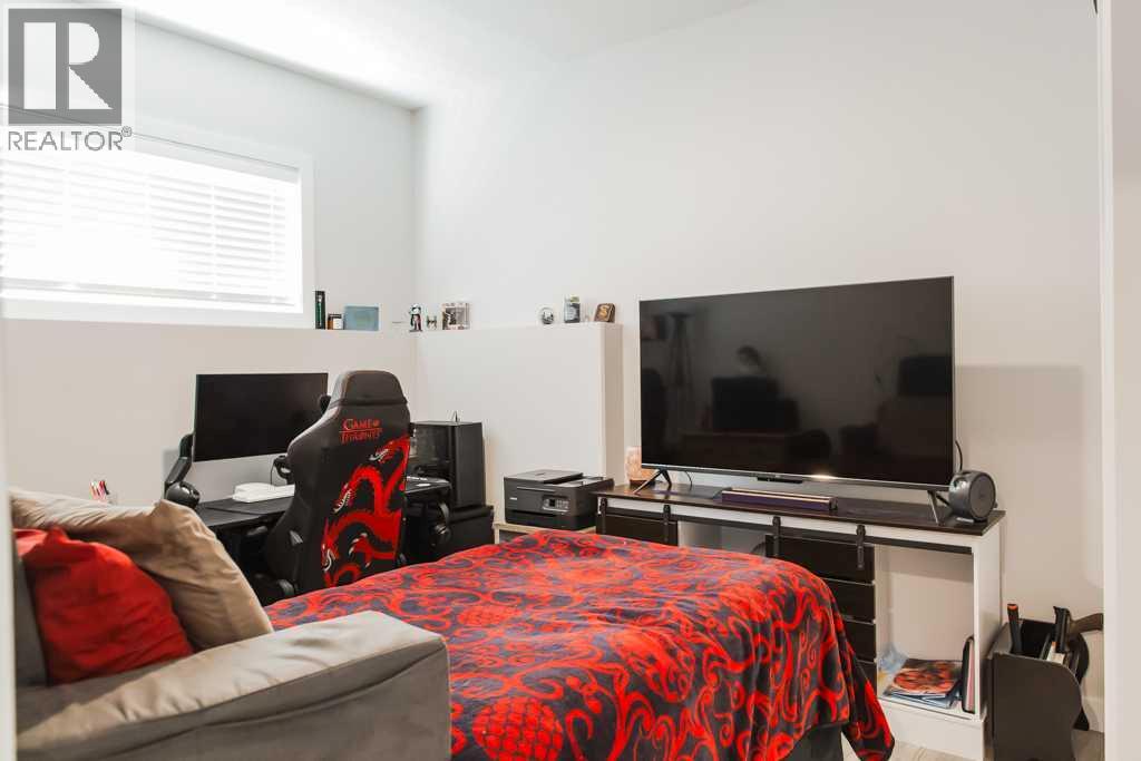 9514 112 Property Photo 17