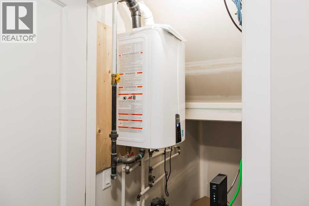 9514 112 Property Photo 23