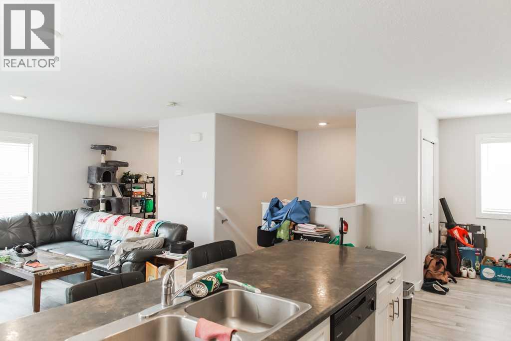 9514 112 Property Photo 25
