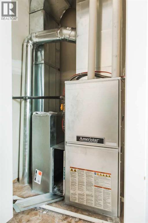 9514 112 Property Photo 33