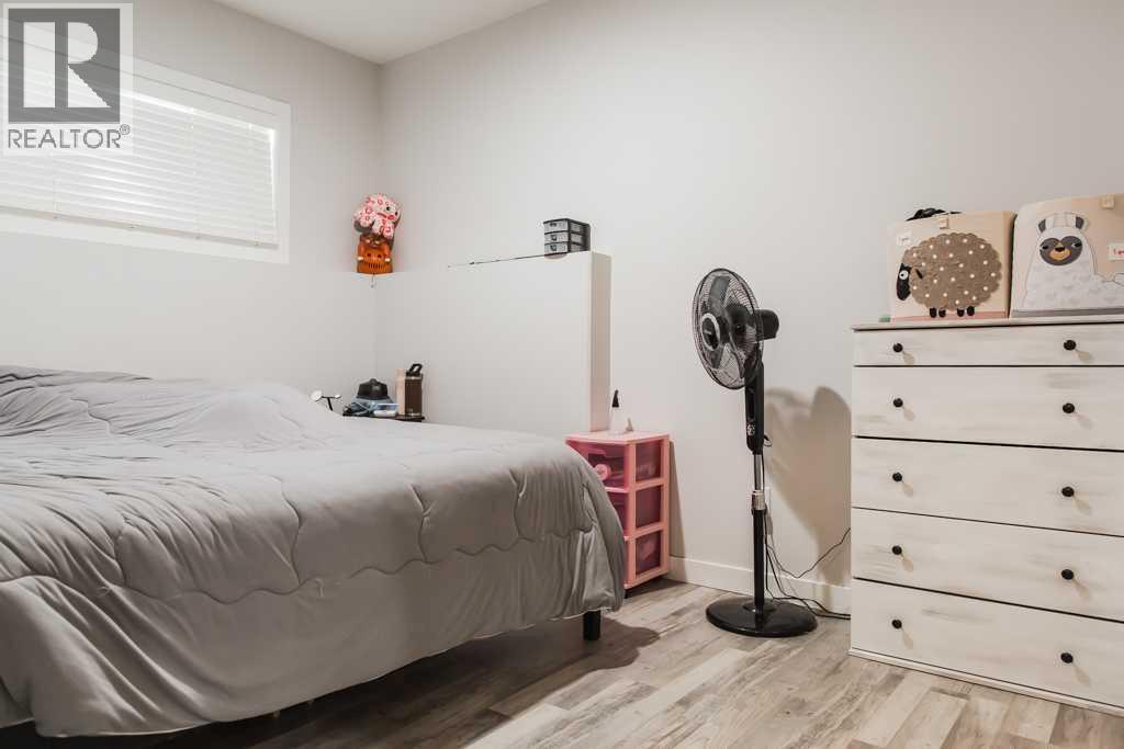 9514 112 Property Photo 34