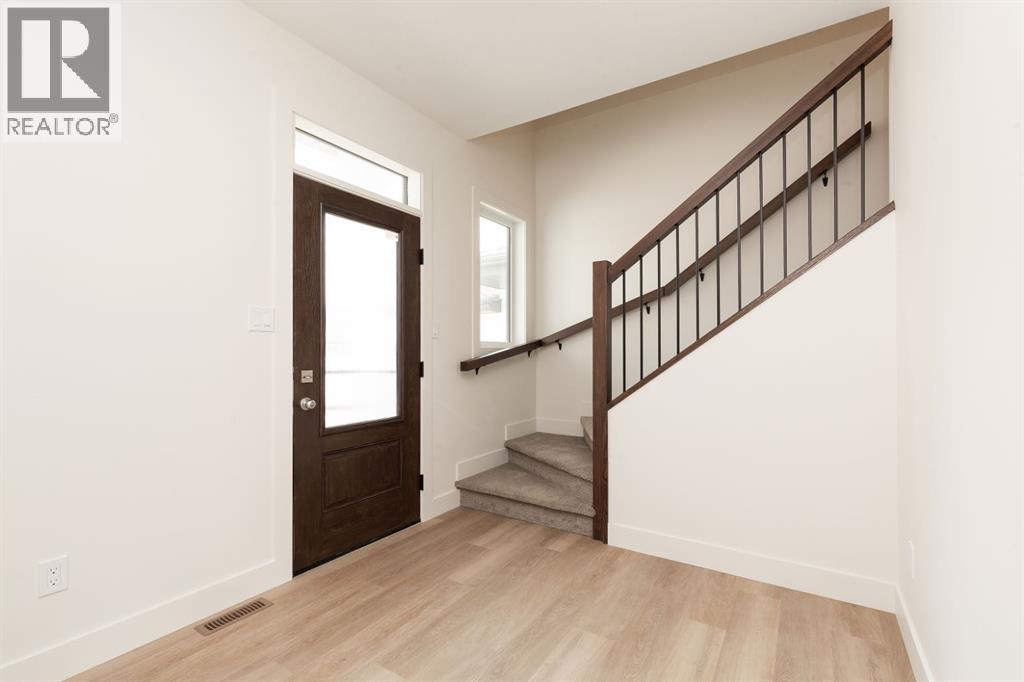 558 Malahat Green W Property Photo 3