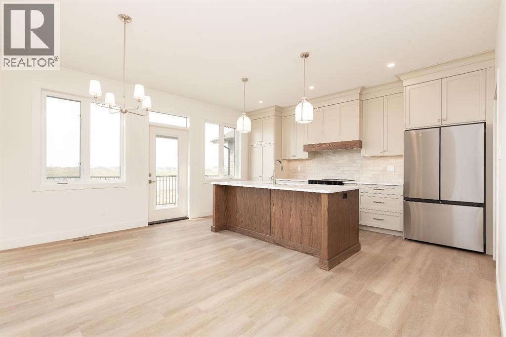 558 Malahat Green W Property Photo 6