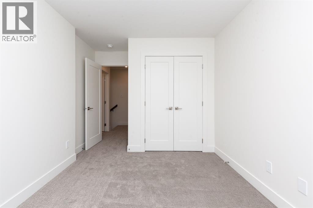 558 Malahat Green W Property Photo 22