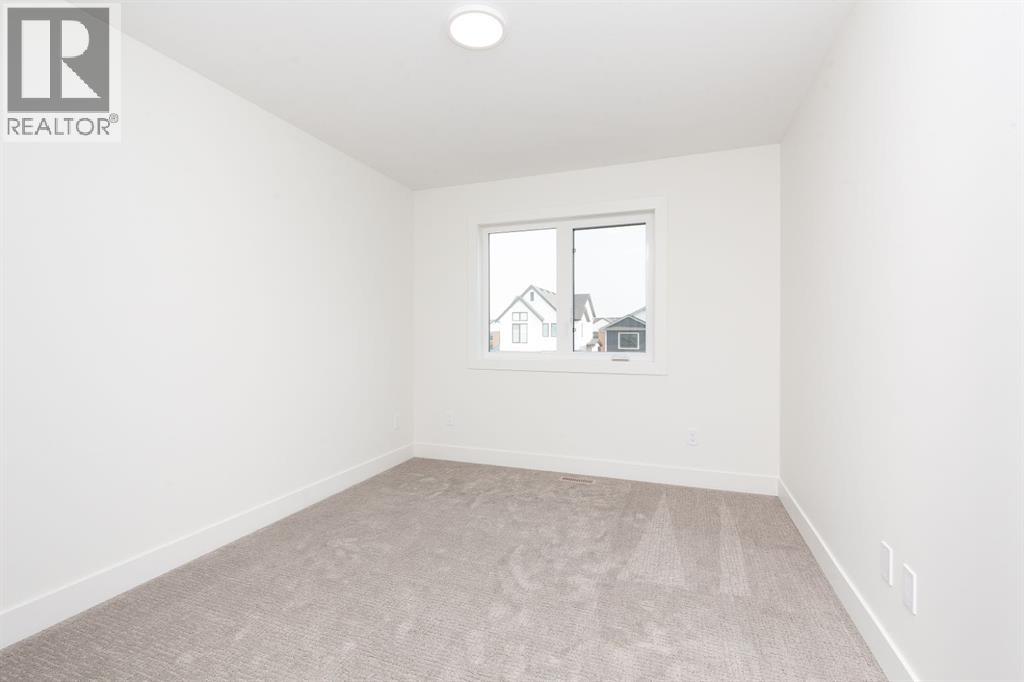 558 Malahat Green W Property Photo 24
