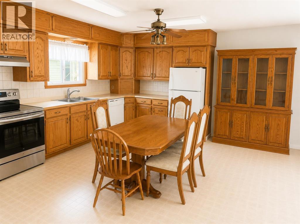110 Howard Street Property Photo 3
