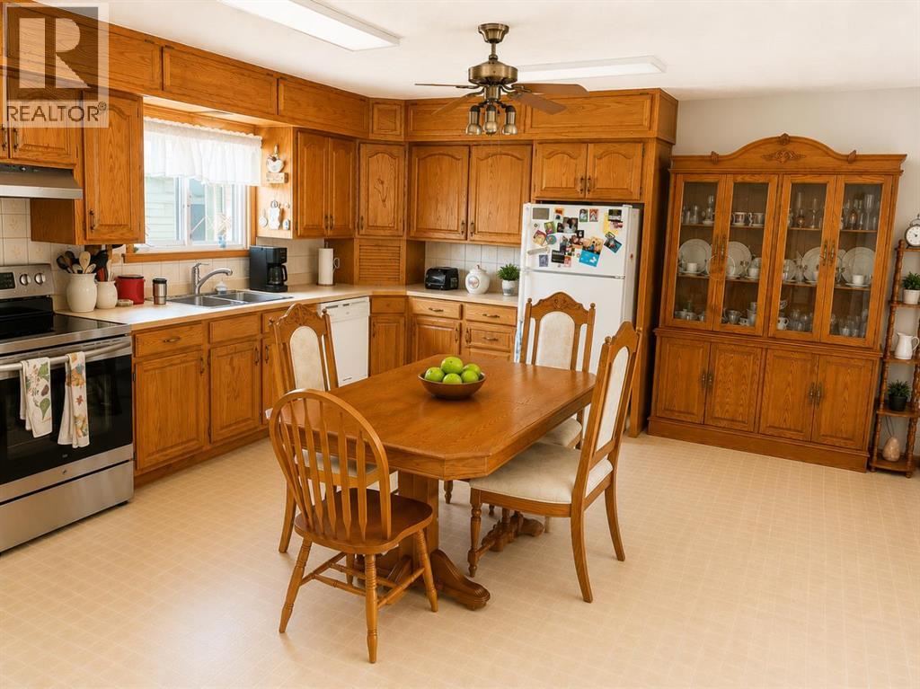 110 Howard Street Property Photo 5