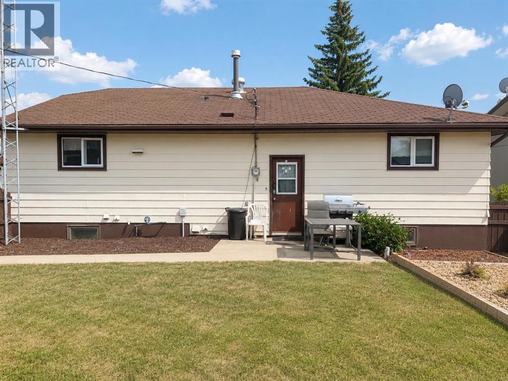 110 Howard Street Property Photo 27
