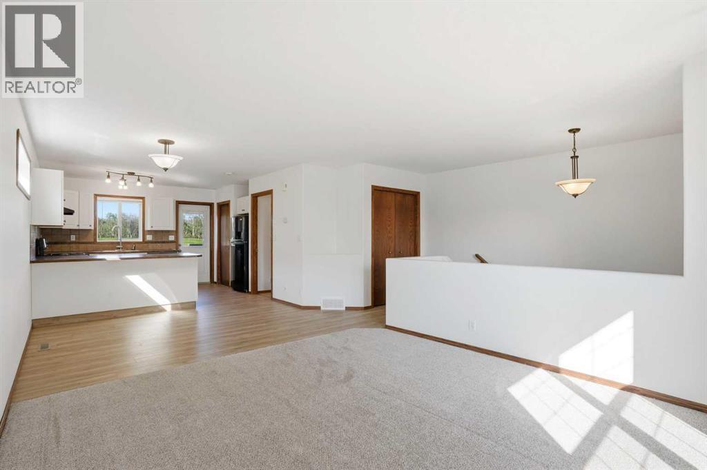 34 Keen Crescent Property Photo 8