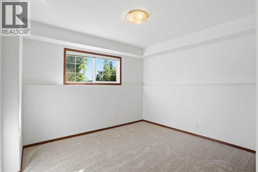 34 Keen Crescent Property Photo 16