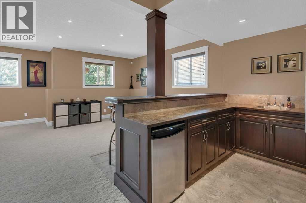 9 Tanner Close Se Property Photo 35