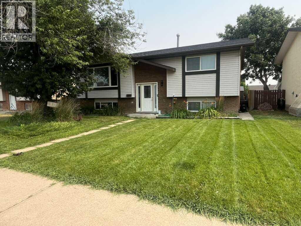 10 Chow Avenue SE