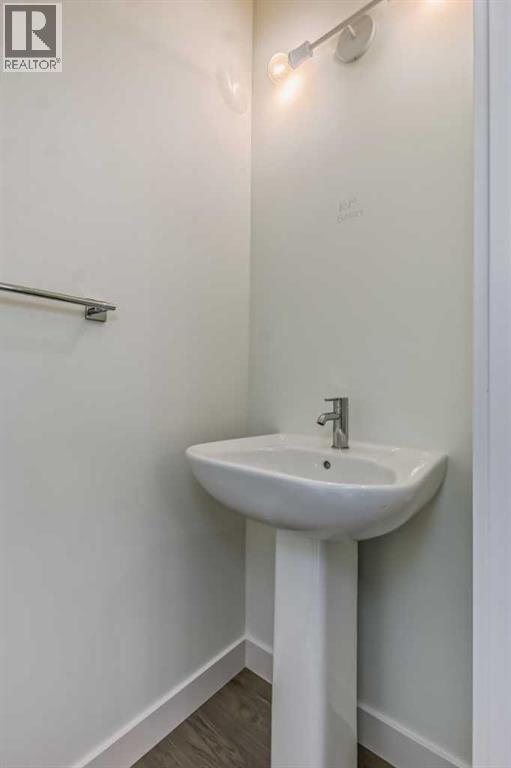 404 River Avenue Property Photo 31
