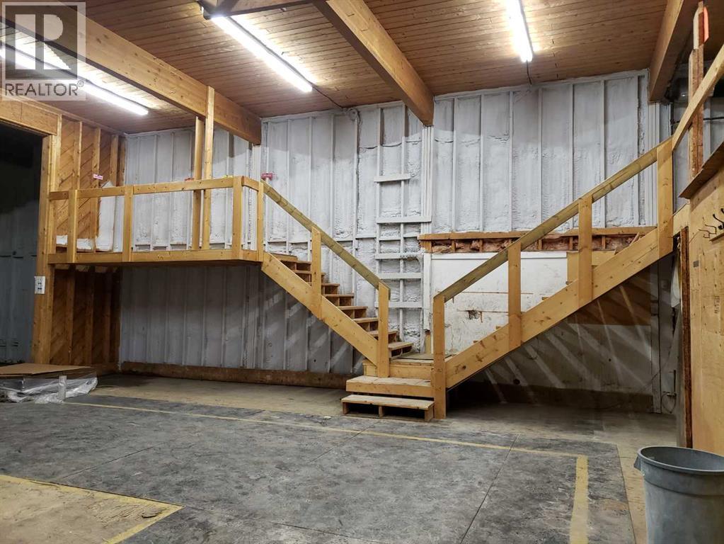 9510 90 Avenue Property Photo 21