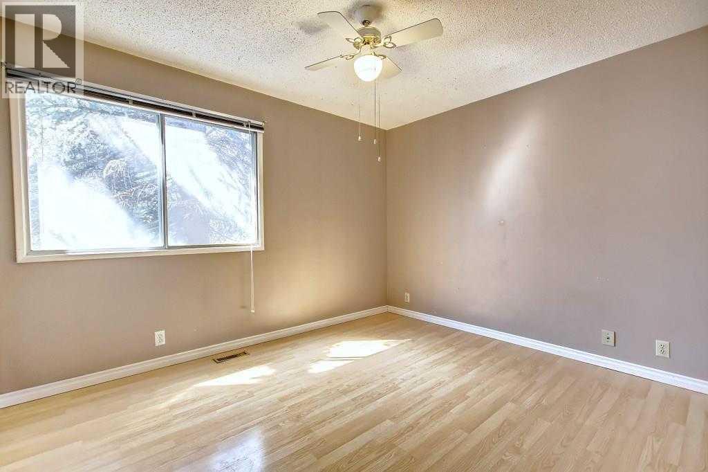 5820 Rundlehorn Drive Ne Property Photo 8