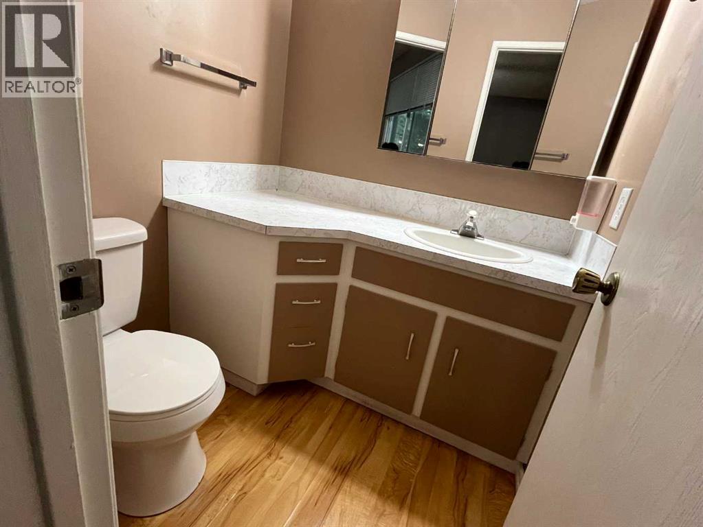 5820 Rundlehorn Drive Ne Property Photo 14