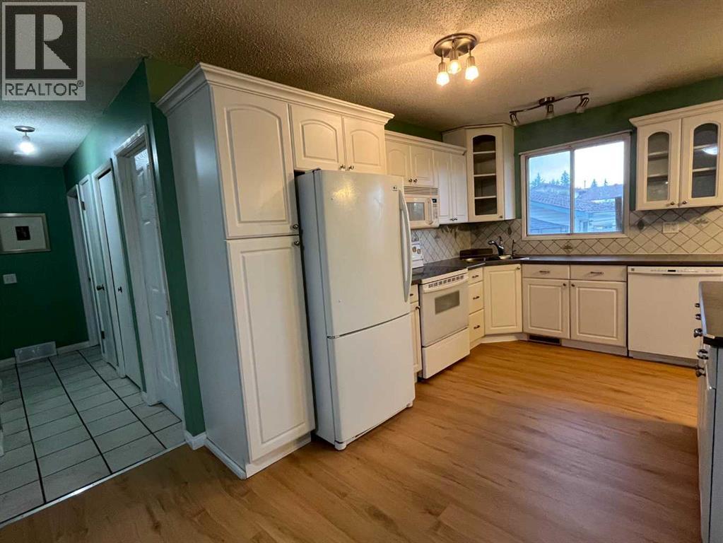 5820 Rundlehorn Drive Ne Property Photo 25