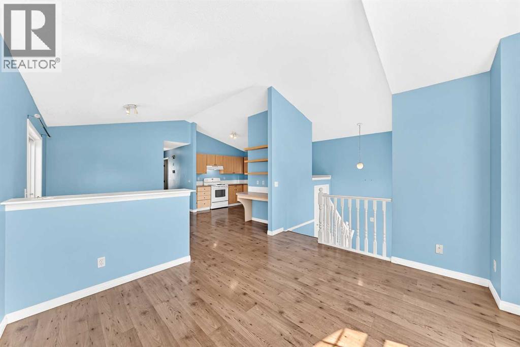 76 Coville Close Ne Property Photo 16