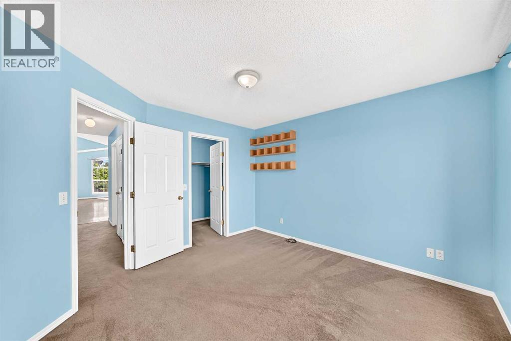 76 Coville Close Ne Property Photo 19