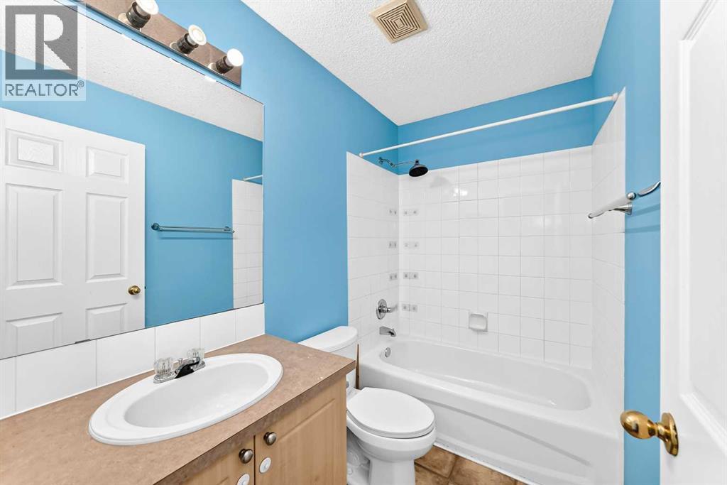 76 Coville Close Ne Property Photo 27
