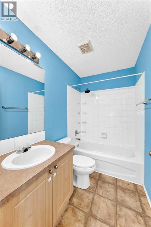 76 Coville Close Ne Property Photo 28