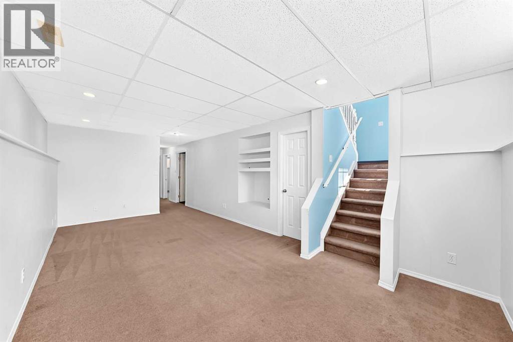 76 Coville Close Ne Property Photo 32