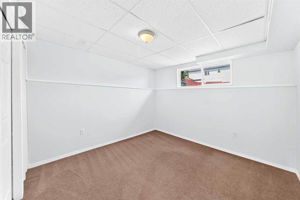 76 Coville Close Ne Property Photo 38
