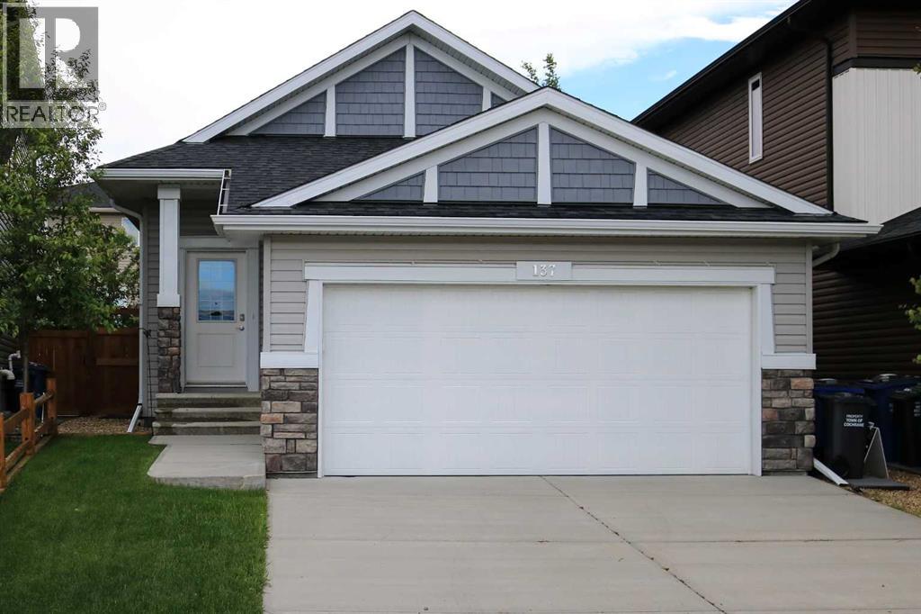 137 Willow Park Property Photo 1