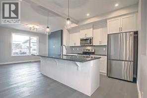 191 Lanark Gate Se Property Photo 11