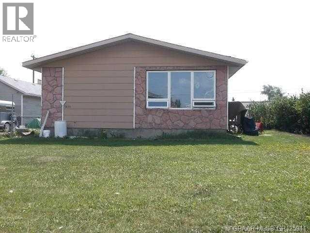 9835 96 Avenue Property Photo 1
