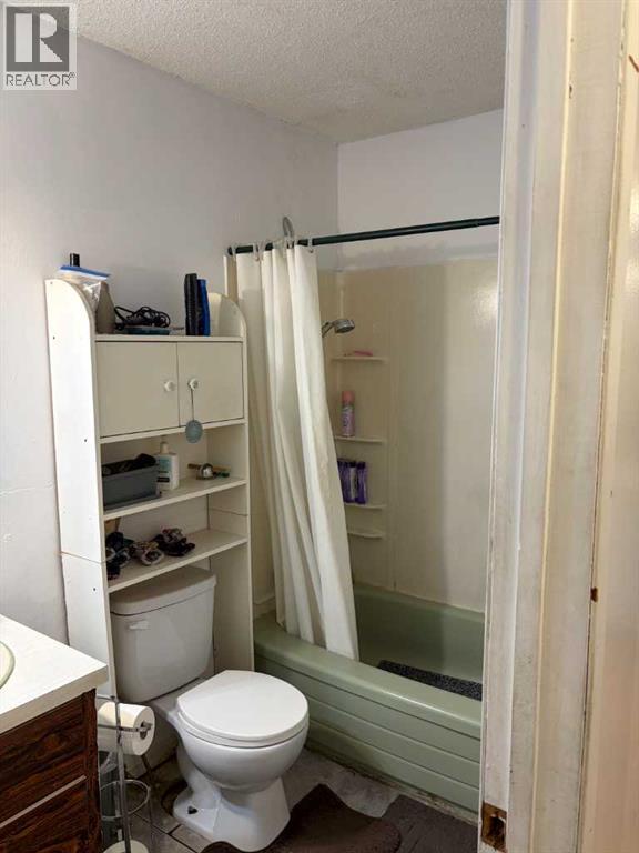 9835 96 Avenue Property Photo 9