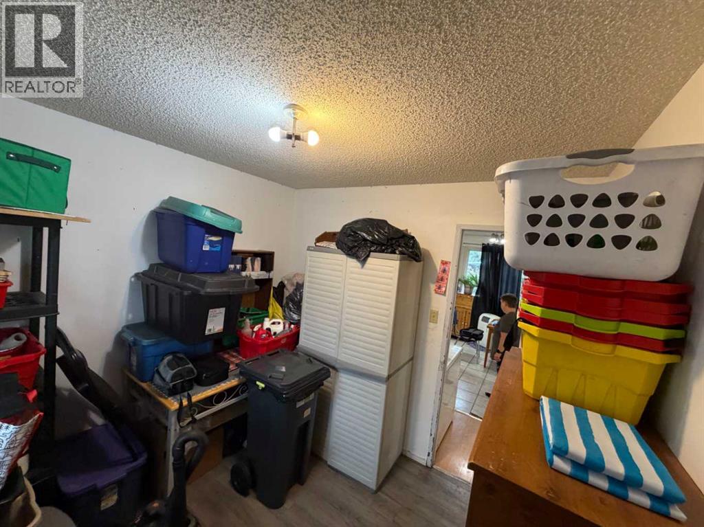 9835 96 Avenue Property Photo 10