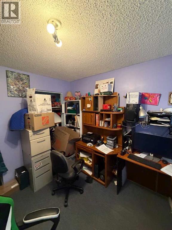 9835 96 Avenue Property Photo 12