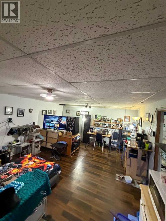 9835 96 Avenue Property Photo 16