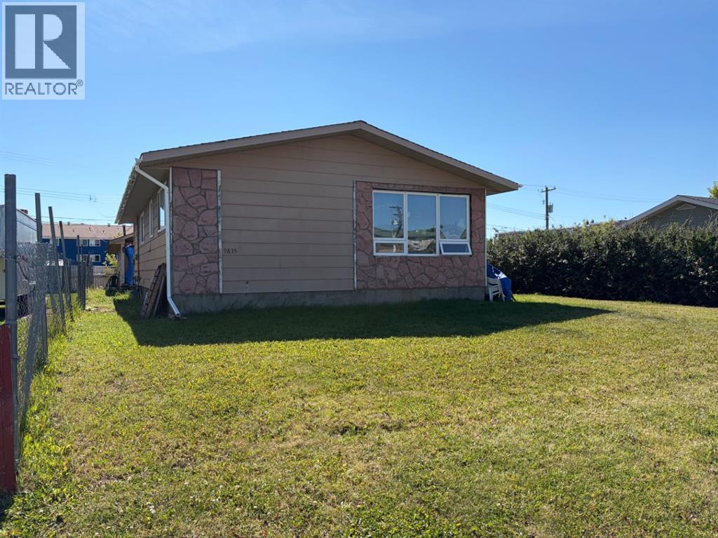 9835 96 Avenue Property Photo 24