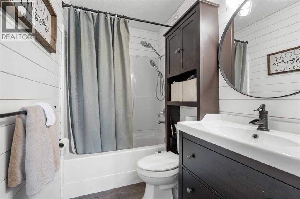 5415 Willock Crescent Property Photo 14