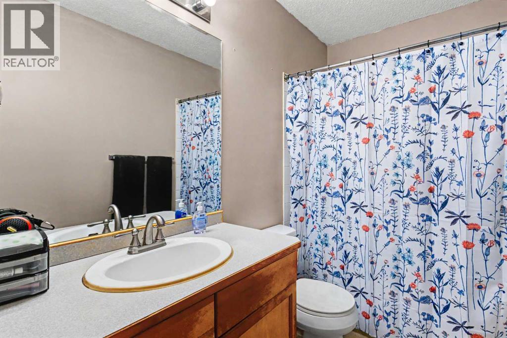 311 Erin Circle Se Property Photo 16