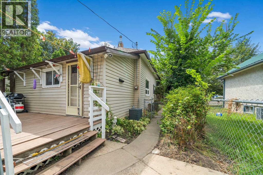 511b Maple Avenue Se Property Photo 1
