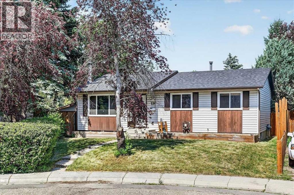 136 Templeview Place NE Property Photo 1