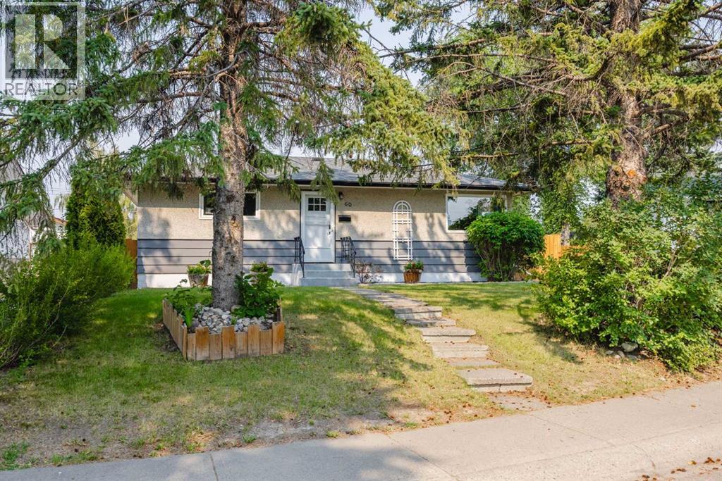 60 Fairview Crescent Se Property Photo 1