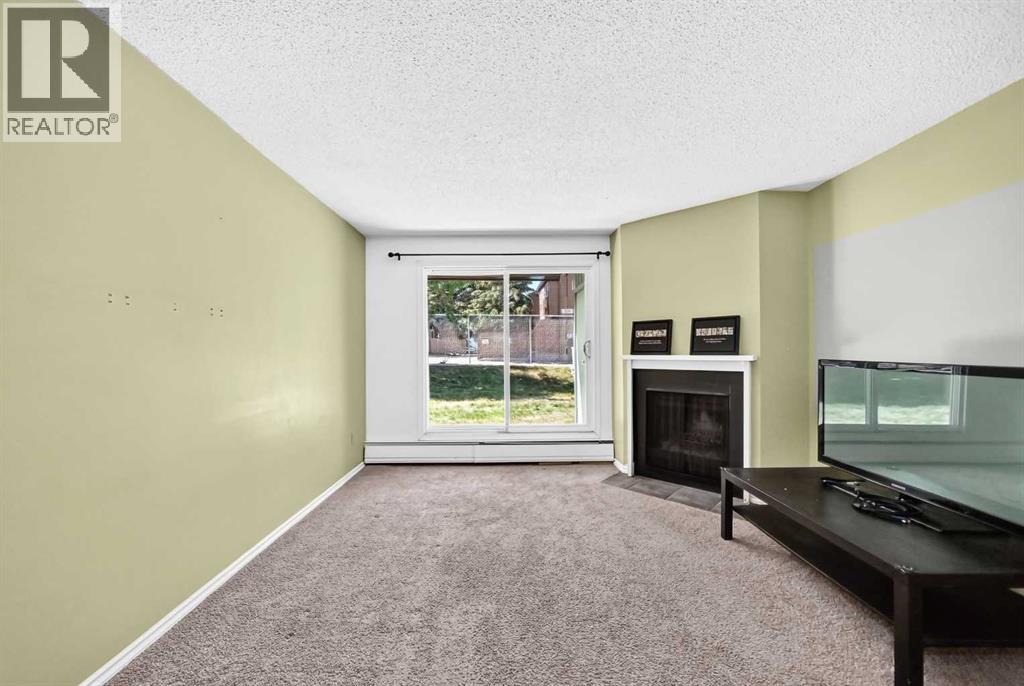 315 Southampton Drive Southwest Property Photo 12