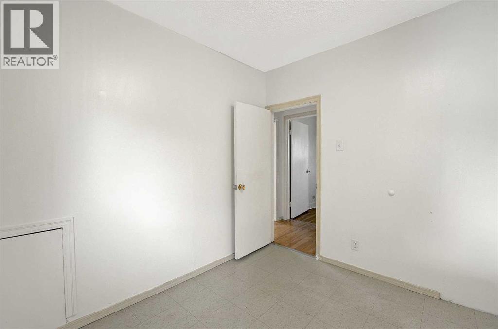 10115 110 Avenue Property Photo 8