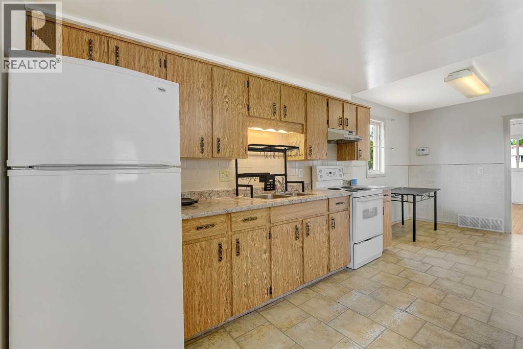 10115 110 Avenue Property Photo 11
